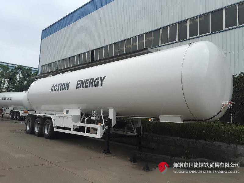 5月5日，河鋼集團舞鋼公司承接一單低溫壓力容器鋼板生產合同，將用于“一帶一路”重點項目，中巴經濟合作項目——巴基斯坦鐵路移動罐車的建設。